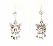 925 Ayar Gümüş Çiçek Modeli Küpe thumbnail 1