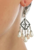 925 Ayar Gümüş Baklava Modeli İnci Taşlı Küpe thumbnail 1