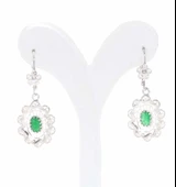 Çiçek Motifli Zümrüt Taşlı 925 Ayar Gümüş Telkari Küpe thumbnail 4