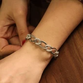 925 Ayar Gümüş İçi Boş Taşlı Zincir Bileklik thumbnail 1