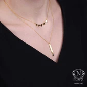 925 Ayar Gümüş Zümrüt Taşlı Üçgen ve Plaka 2'li Kolye, Sarı thumbnail 1