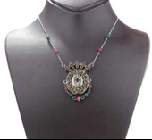 925 Ayar Gümüş ve Bronz Karışımı Yakut ve Zümrüt Taşlı Oval Otantik Kolye thumbnail 6