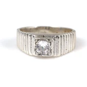 925 Ayar Gümüş Zirkon Taşlı Yüzük thumbnail 3