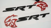 DK Tuning Dodge Challenger Charger SRT Hellcat Siyah Kırmızı Logo Arma thumbnail 4
