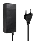 Ayt Weko 16.8 Volt 3 Amper Adaptör 5.5 2.5 Uçlu Kırmızı Yeşil Ledli Masa Tipi Şarj Adaptörü - 1