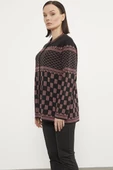 Dik Yaka Desenli Düğmeli Triko Hırka - Siyah thumbnail 5