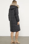 Suni Kürk Kapüşonlu Uzun Kaban - Siyah thumbnail 6
