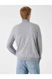 Basic Turtleneck Sweater - 4