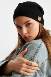 Siyah Kadın Pamuklu Kaşkorse Terletmez Ultra Hafif Ve Yumuşak Ipli Şapka Bere - 1