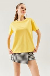 Sarı Oversize Rahat %100 Pamuklu Penye Bisiklet Yaka Kısa Kol Basic T-Shirt - 1