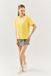 Sarı Oversize Rahat %100 Pamuklu Penye Bisiklet Yaka Kısa Kol Basic T-Shirt - 4