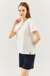 Beyaz Oversize Rahat %100 Pamuklu Penye Bisiklet Yaka Kısa Kol Basic T-Shirt - 3
