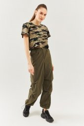 Kamuflaj Oversize Rahat %100 Pamuklu Penye Bisiklet Yaka Kısa Kol Basic Crop T-Shirt - 4