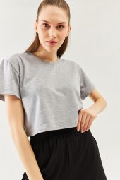 Gri Oversize Rahat %100 Pamuklu Penye Bisiklet Yaka Kısa Kol Basic Crop T-Shirt - 1