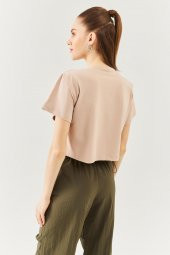 Açık Kahve Oversize Rahat %100 Pamuklu Penye Bisiklet Yaka Kısa Kol Basic Crop T-Shirt - 5