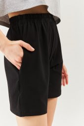 Siyah Rahat %100 Pamuklu Penye Beli  Lastikli Bel Cepli Kısa Trendy  Kadın Şort - 5