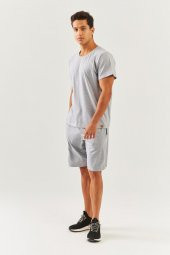 Açık Gri Oversize Rahat %100 Pamuklu Penye Bisiklet Yaka Kısa Kol Basic T-Shirt Classic Collection - 3