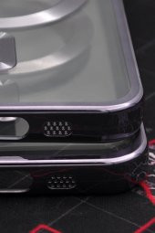 iPhone 13 Pro Uyumlu MagSafe Özellikli Mor Renkli Kenarlı Lazerli Şeffaf Kılıf Lens Korumalı thumbnail 4