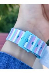 Q&Q Silikon Kordonlu 10 Atm Su Geçirmez Unisex Kol Saati NSV06A-014VY - 3