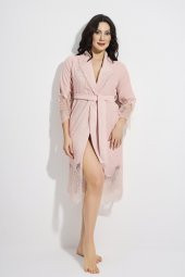 Dantelli Kısa Şalyaka Bukle Bambu Cotton Bayan Bornoz thumbnail 12