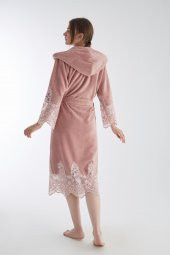 Dantelli Uzun Kapüşonlu Triga Bambu Cotton Bayan Bornoz thumbnail 11