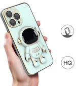 iPhone 15 Pro Kılıf Astronot Seri Stant Silikon Kapak - 9