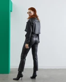 Siyah Yırtmaç Detay Deri Pantolon thumbnail 3