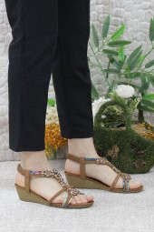 Guja 23Y151-16 Anatomik Rahat Dolgu Taban Boncuklu Kadın Sandalet thumbnail 8