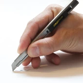 OLFA SVR-1 Çelik Gövdeli Dar Maket Bıçağı - 2