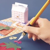 OLFA AK-4 Profesyonel Kretuar Maket Bıçağı (3 Farklı Bıçak Yedekli) thumbnail 3