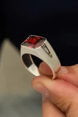 Kırmızı Taşlı 925 Gümüş Erkek Yüzük thumbnail 4