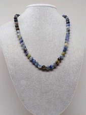 Kyanit Taşı Karışık Renkler Kolye 8mm (Sabit Klipsli) thumbnail 1