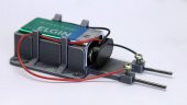 Bir Pil Tutucu İle Elektroliz Su Birikintisi Plastik Aparat - 5