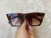 Kadın Krem Çerçeveli Siyah Lens Köşeli Cat Eye Güneş Gözlüğü uv400 - 1