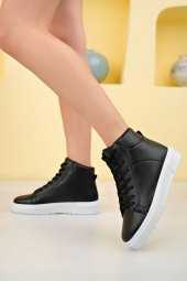 Tomiross-Carla Kadın Siyah Beyaz Yarım Boğazlı Spor Sneaker Ayakkabı CARLA-17-F - 1