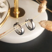 Vaoov 925 Ayar Gümüş Bombeli Halka Küpe thumbnail 2