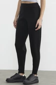 Jogger Rahat Kalıp Triko Pantolon - Siyah thumbnail 3