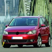 VW Touran 2011-2015 Ön Tampon Sağ Sis Farı 5K0941700F - 1