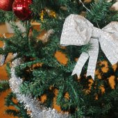 T.Concept Yılbaşı Çam Ağacı 210 cm Boy, 650 Dal, Noel Yılbaşı Dekorasyonu, Metal Ayaklı, Kutulu thumbnail 4