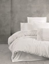 Cotton Box Nakışlı Saten Çift Kişilik Nevresim Takımı Genny Beyaz thumbnail 1