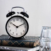 Ikea Dekad Nostaljik Çalar Saat Dekoratif Alarmlı Masa Saati thumbnail 1