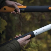 Fiskars HS86 SmartFit Teleskopik Çit Budama Makası 1013565 - 4