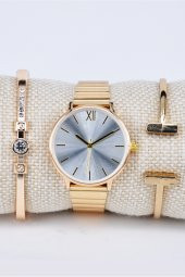 Altın Renk Beyaz Kadran Ayarlanır Kordonlu Şık Kadın Kol Saati & Yanındaki Bileklikler SU-843 - 1