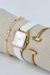 Altın Renk Kare Kasa Beyaz Deri Kordon Hediyelik Kadın Kol Saati & Yanındaki Bileklikler SU-828 - 1
