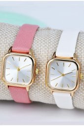 Altın Renk Minimal Kare Kasa Beyaz & Pembe Yumuşak Deri Kordonlu Iki Adet Kadın Kol Saati Su-738 - 1