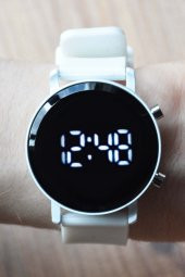 Beyaz Silikon Kordonlu Tuşlu Led Unisex Kol Saati Su-470-010 thumbnail 1