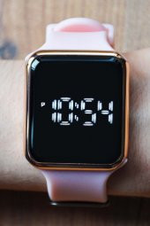 Rose Kasa Pembe Silikon Kordonlu Led Dokunmatik Kadın Kol Saati Su-562-001 thumbnail 1