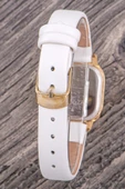 Oleydi Beyaz Renk Deri Kordonlu Gold Renk Minimal Kadın Kol Saati ST-304363 thumbnail 2