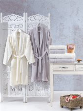 Family Dantelli Krem & Lila Aile Bornoz Seti 6 Parça Çeyizlik Kadın Erkek Bornoz Banyo Havlu Takımı - 5