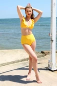 Angelino Kadın Fırfırlı Yüksek Bel Sarı Bikini 35001 thumbnail 4